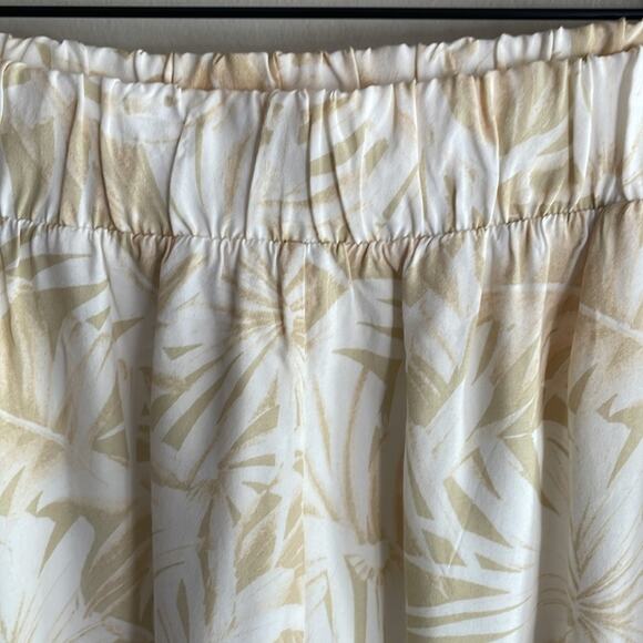 ANINE BING Candice Short in Hawaiian Print - Picture 7 of 16